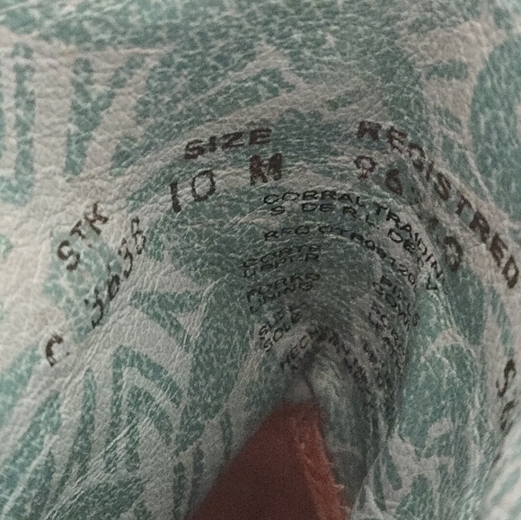 Corral Grey Fur Laser & Studs Shortie Leather Boots Womens 10 Snip Toe 2-inch Co - Picture 8 of 9